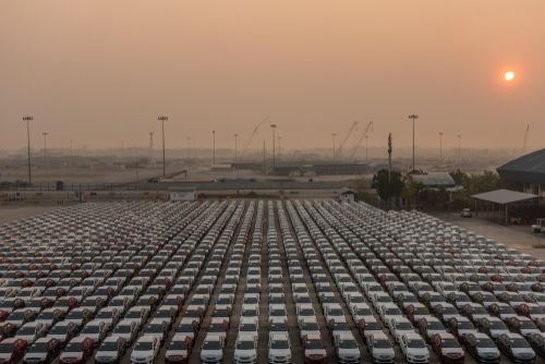 Chrysler Recalls Thousands of Cars