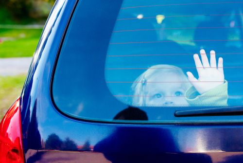 1 Child Every 9 Days in the U.S. is Dying in A Hot Car… Why?