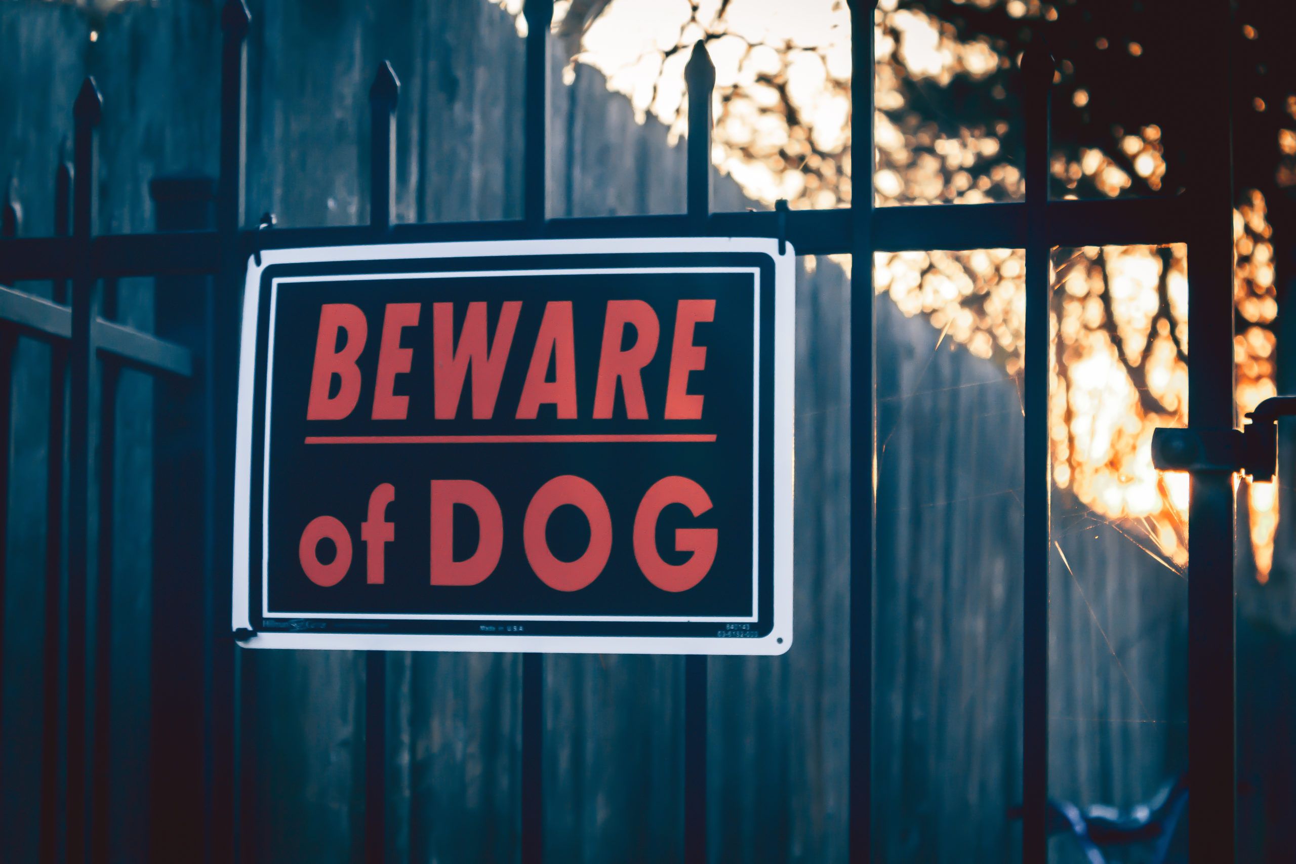 do beware of dog signs make you liable