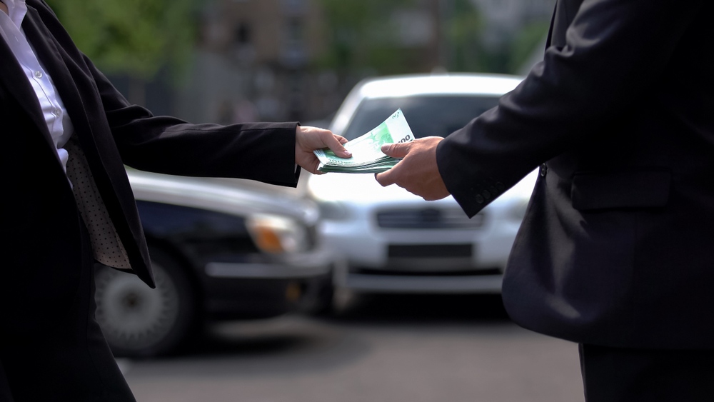 How Much Should You Ask for in a Car Accident Settlement?
